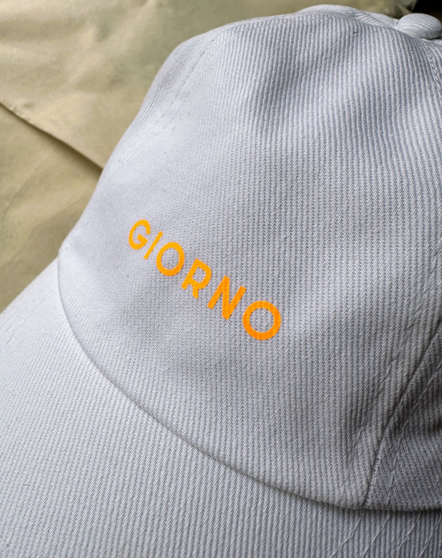 GIORNO Cap / Weiß - Neonorange